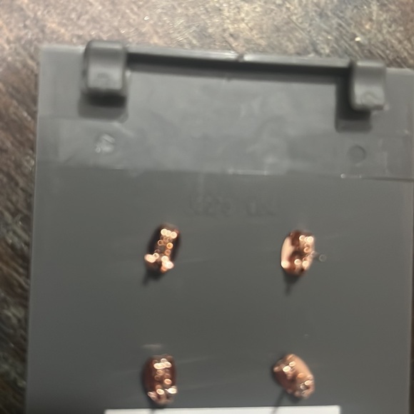 The quilt spot crafty earrings - Picture 2 of 2